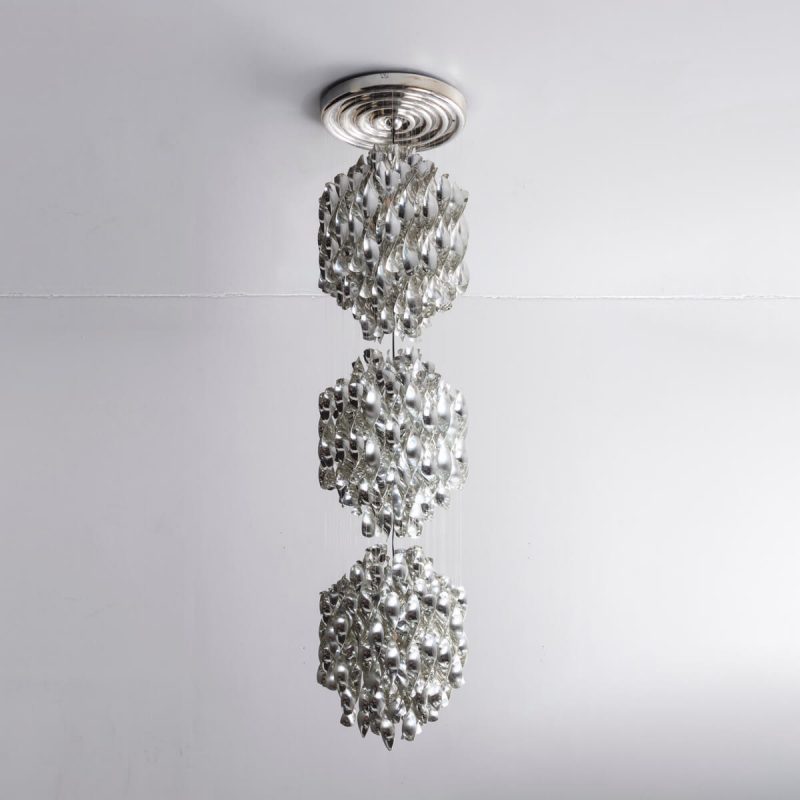 Original three-tiered SP3 spiral hanging lamp in silver foil.