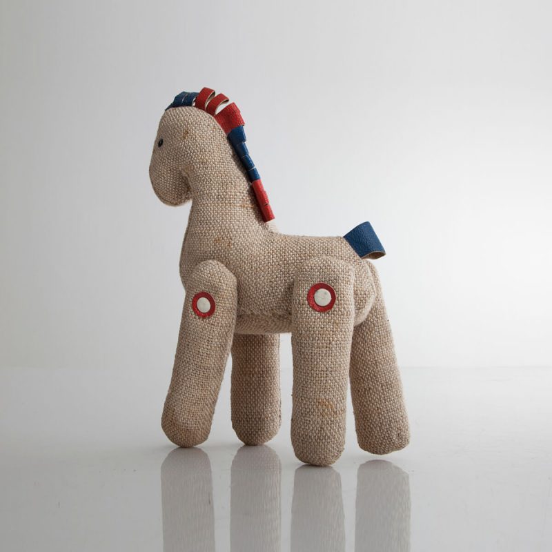 “Therapeutic Toy” Horse in natural jute with leather.