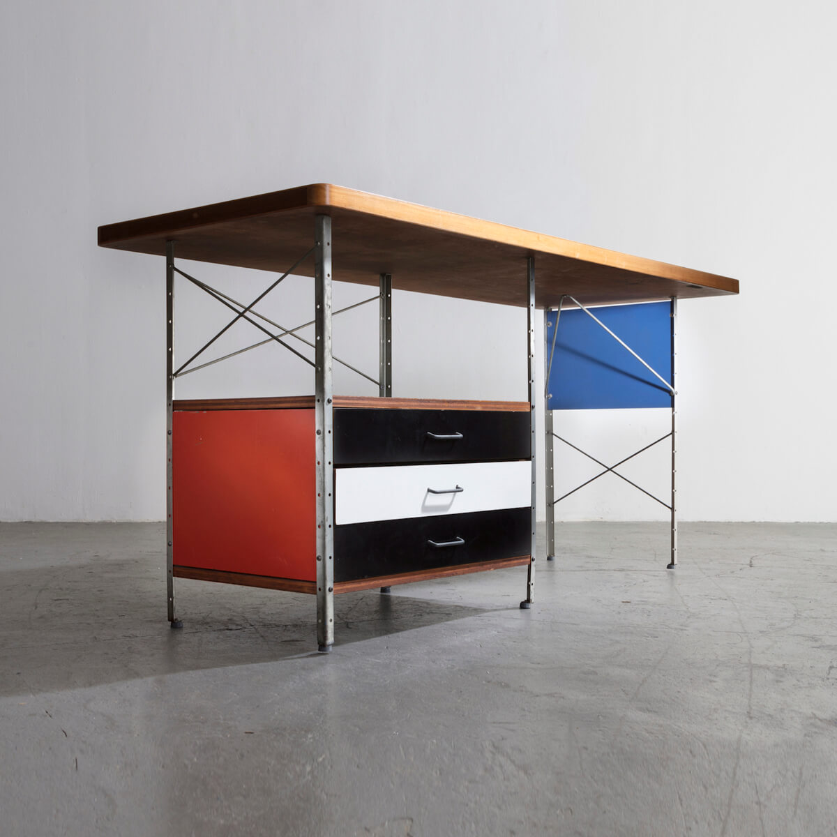 First edition ESU Desk by Charles and Ray Eames (DK182) - R & Company