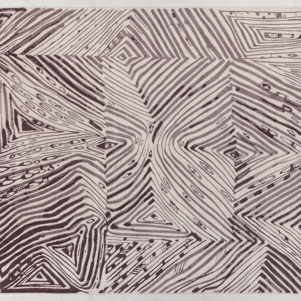 Carpet in wool by Thaddeus Wolfe (RU88) - R & Company