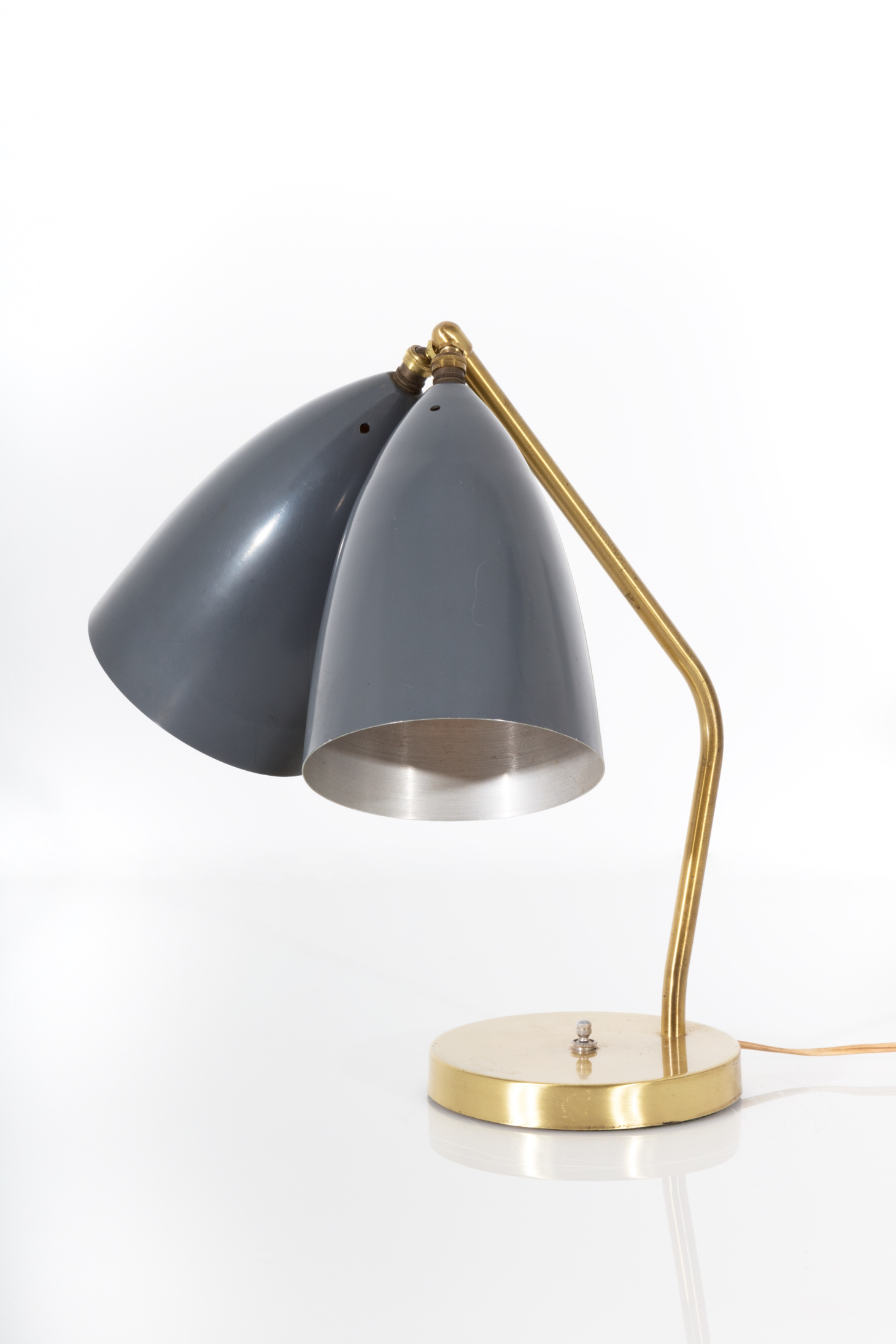 Greta Magnusson Grossman, Dual-head table lamp, 1948. (TL818) - R & Company